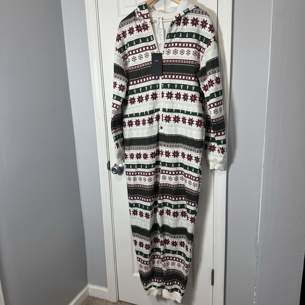 Fabletics Holiday Fairisle Fleece Bodysuit L Reindeer Snowflake One Piece NWT
